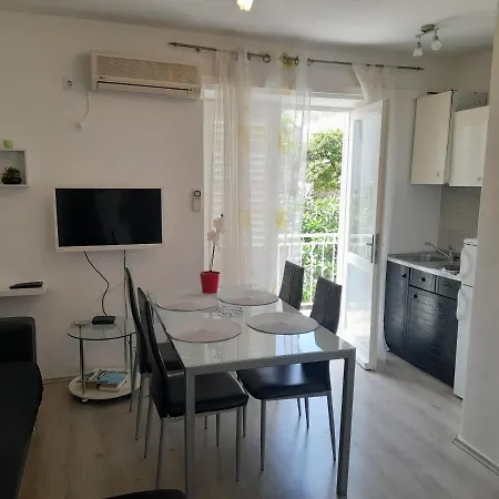 Apartment Roky Hvar Town
