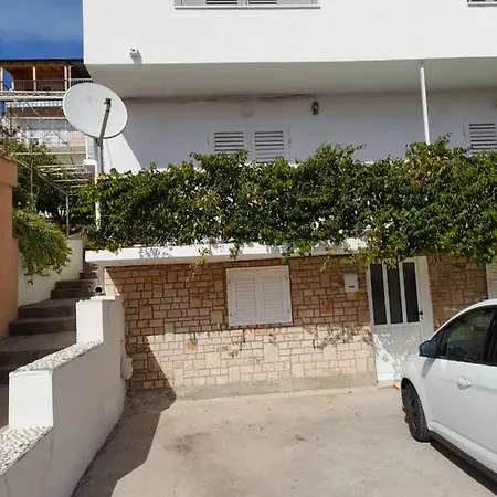 Apartman Roky *