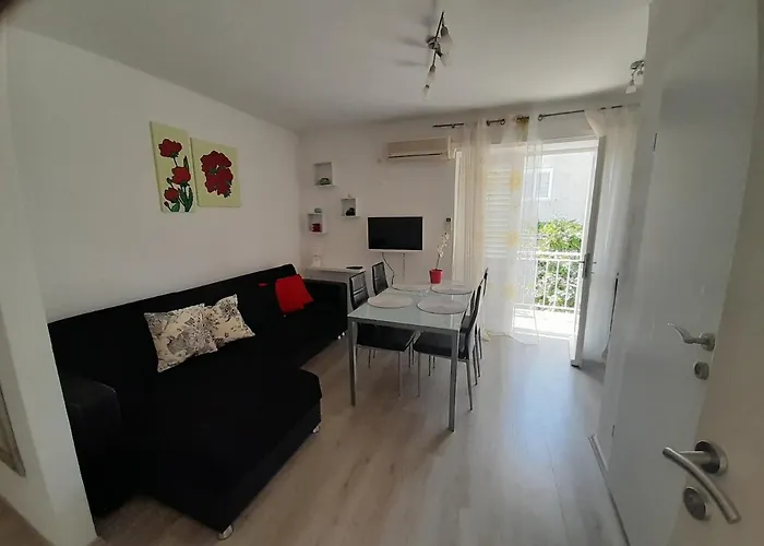 Roky Apartament Hvar Town