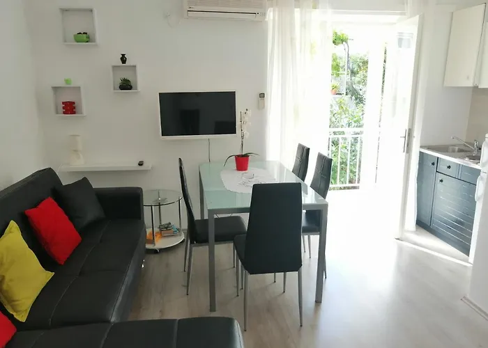 Roky Apartman Hvar Town